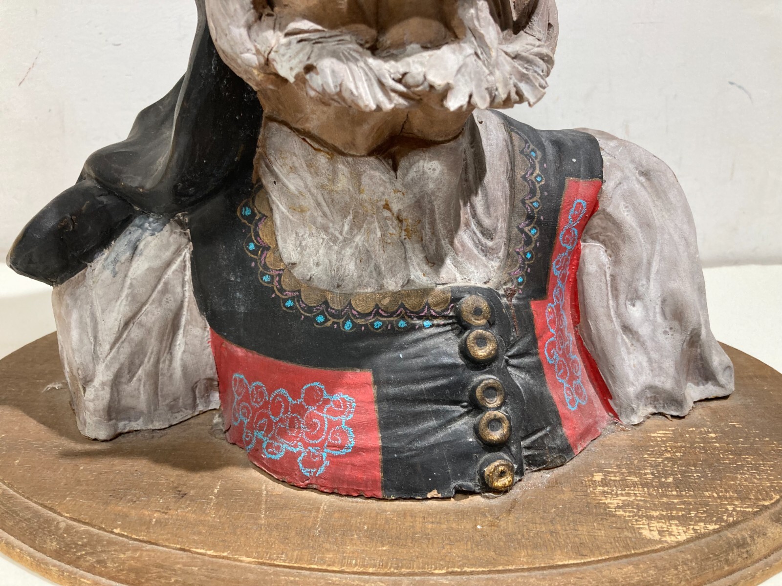 Sardegna: Scultura Policroma Raffigurante Busto In Costume Popolare Sardo