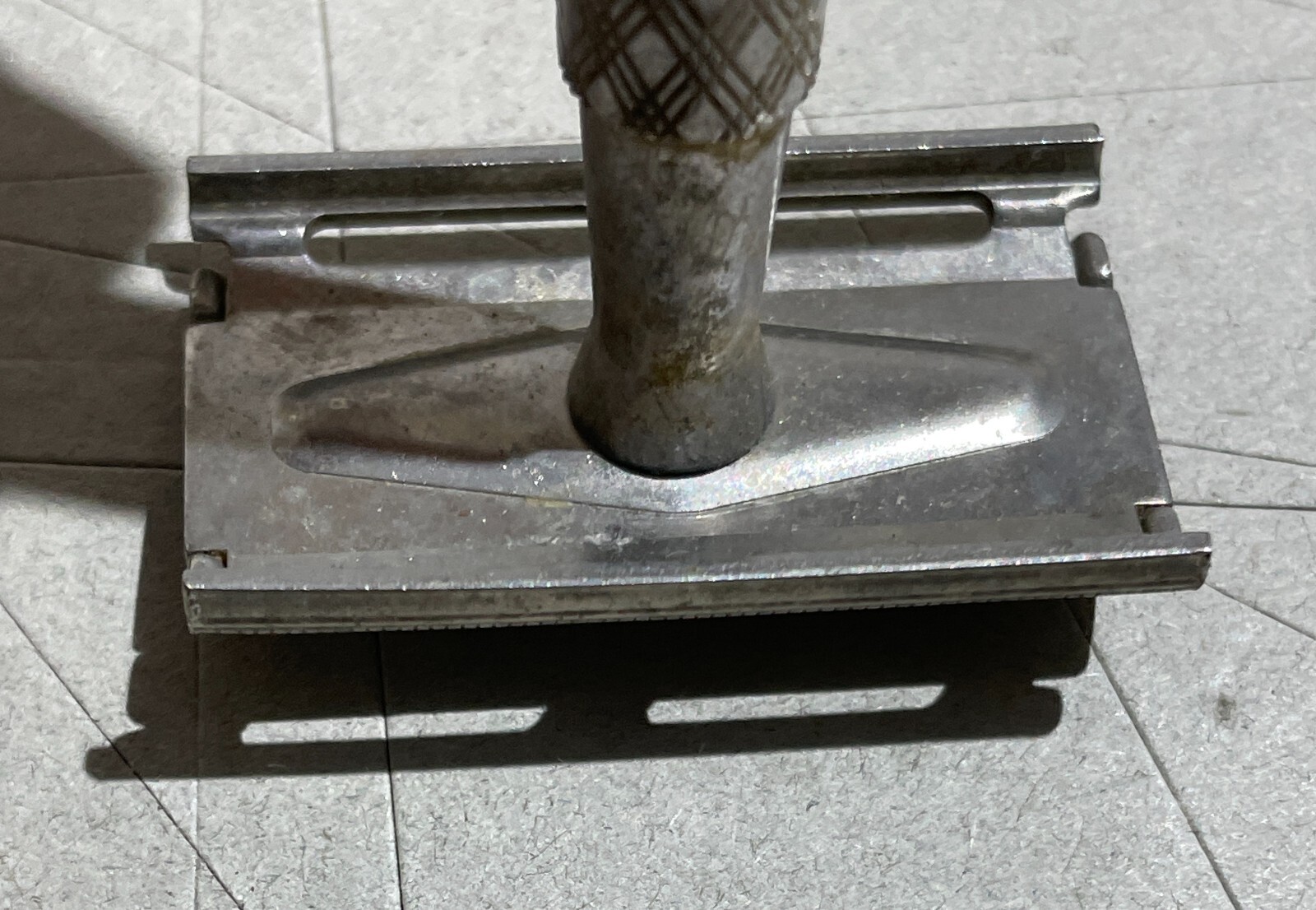 Rasoio Da Collezione Gillette In Metallo Bianco, Circa 1960