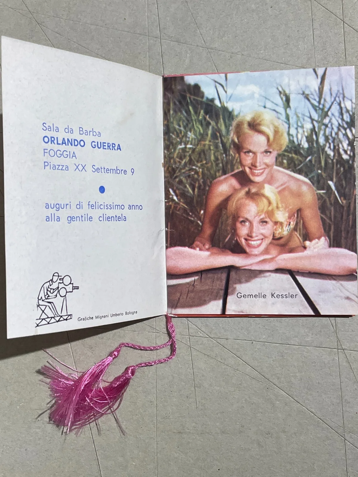 Cinema: Attrici Celebri, Barbieri e Puglia. Calendarietto Illustrato a Colori, 1964