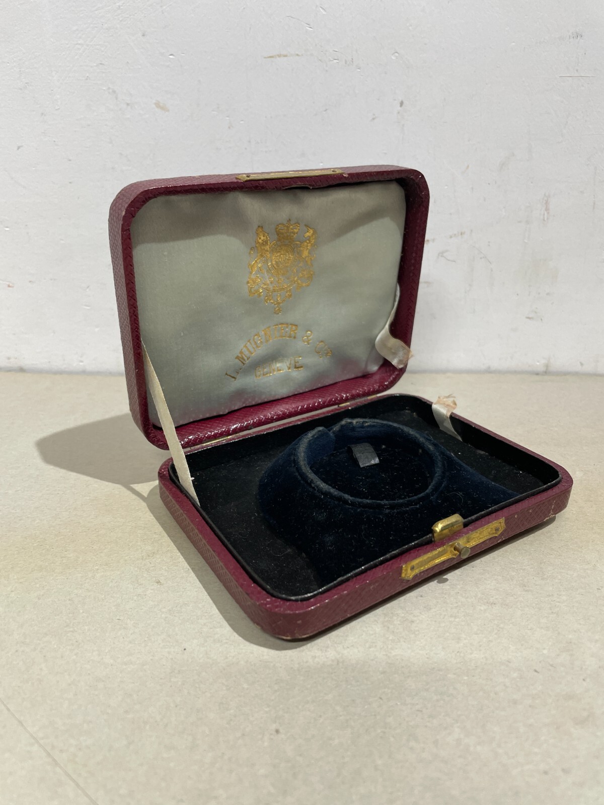Antichi Orologi: Astuccio d'Epoca Con Araldica, Mugnier & C. (Ginevra)