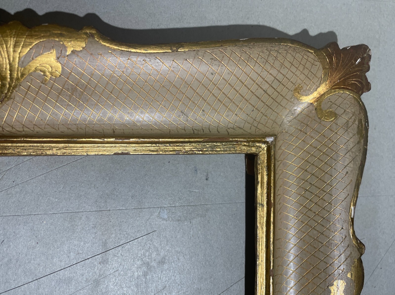 Decorativa Cornice d'Epoca Di Belle Dimensioni Per Opere D'Arte, Disegni E Stampe Del Novecento