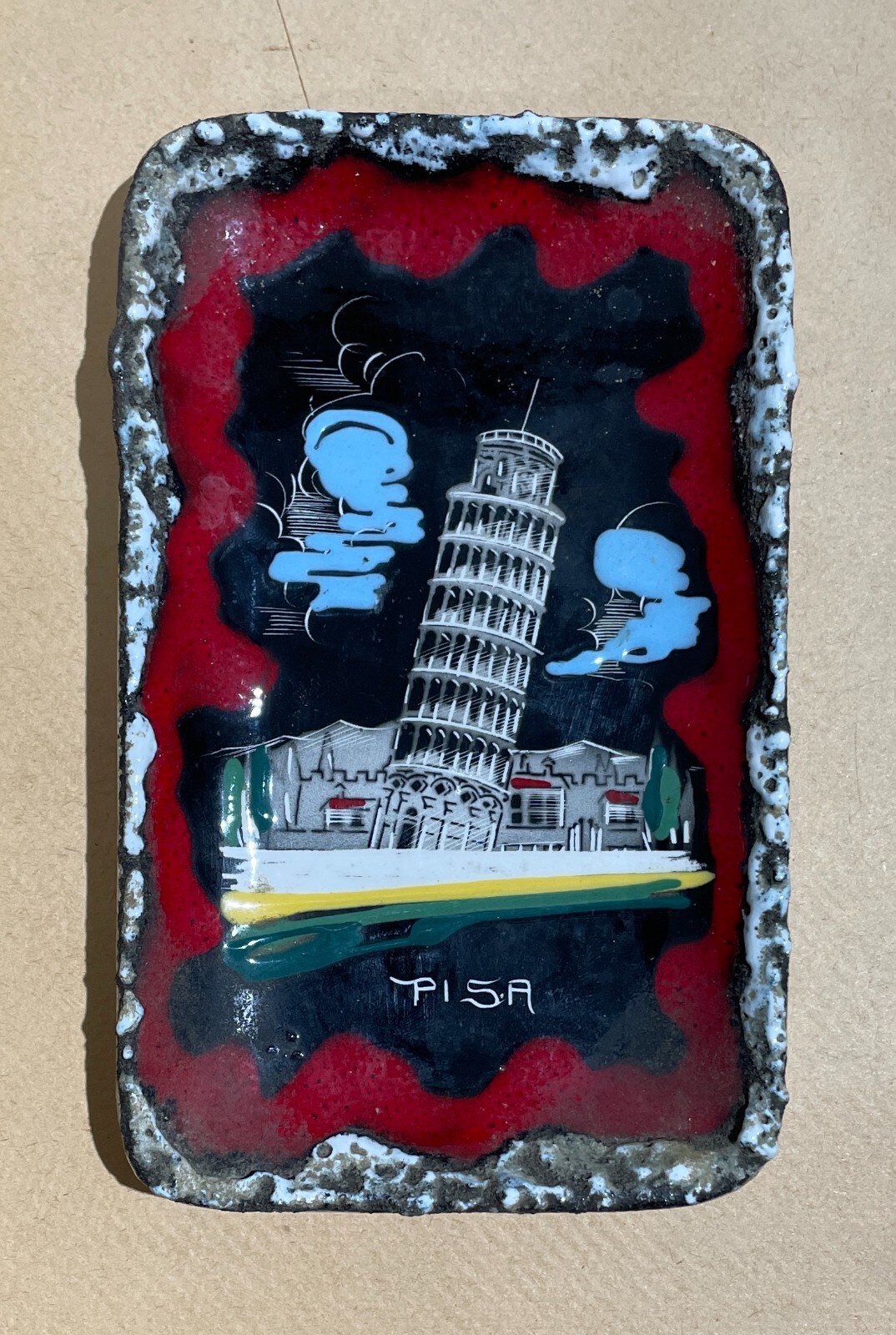 Arti Decorative Del '900: Piccolo Vassoio In Ceramica SAM Con Veduta Di Pisa