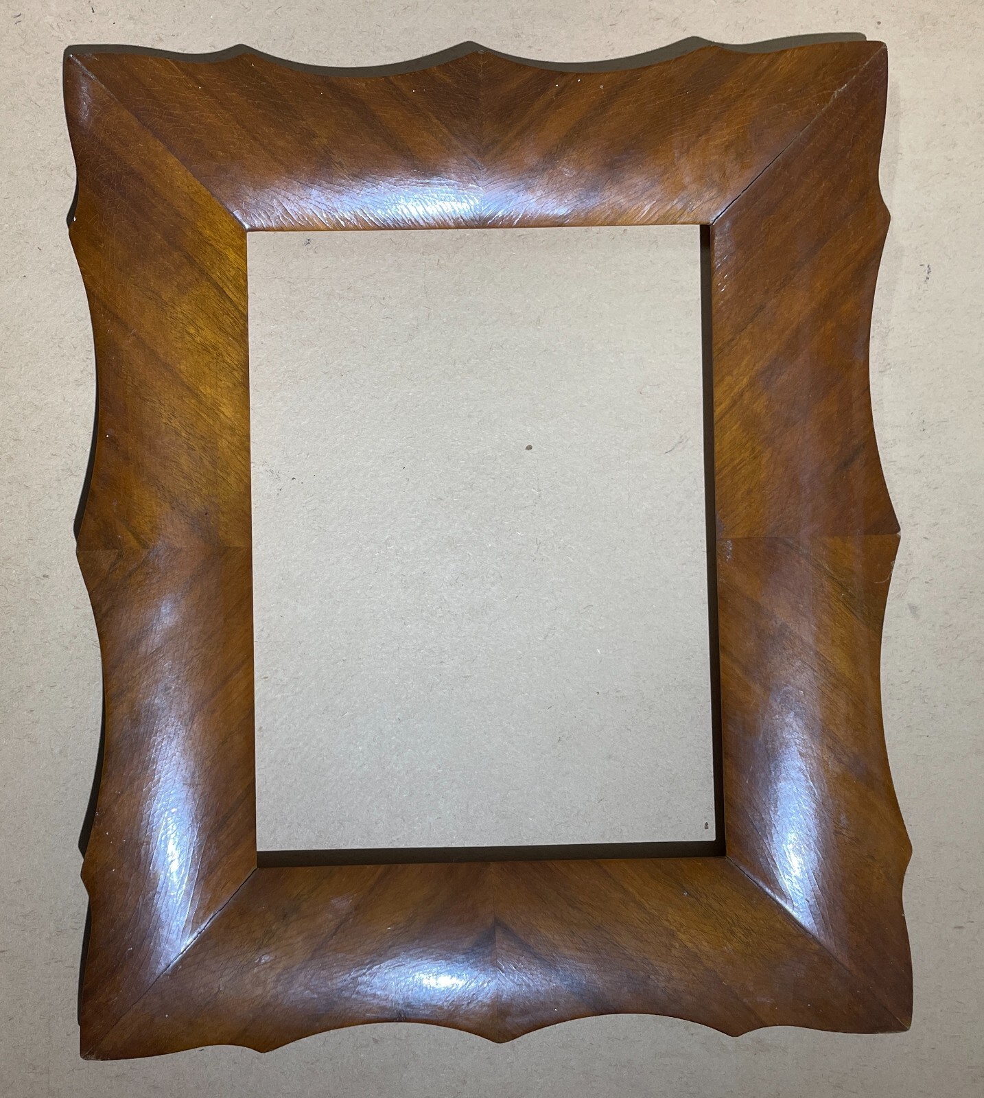 Cornice d'Epoca In Legno Con Impiallacciatura In Noce
