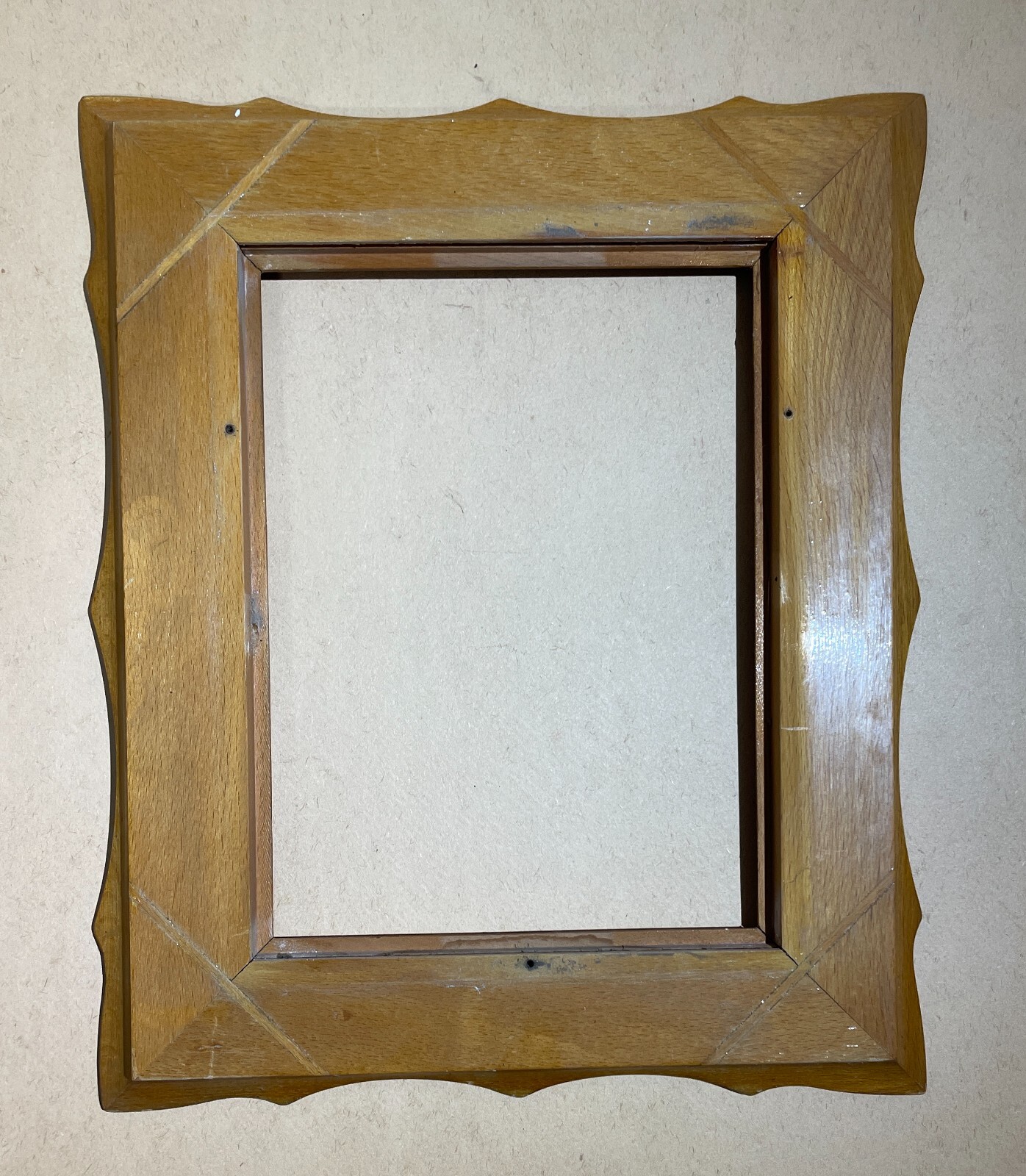 Cornice d'Epoca In Legno Con Impiallacciatura In Noce