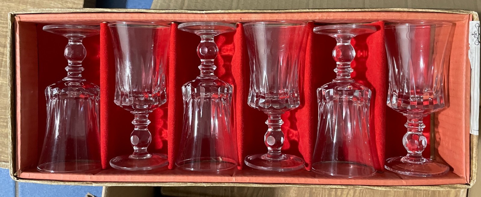 Vetri A Calice: Set Di 44 Bicchieri d'Epoca Serie Sebring