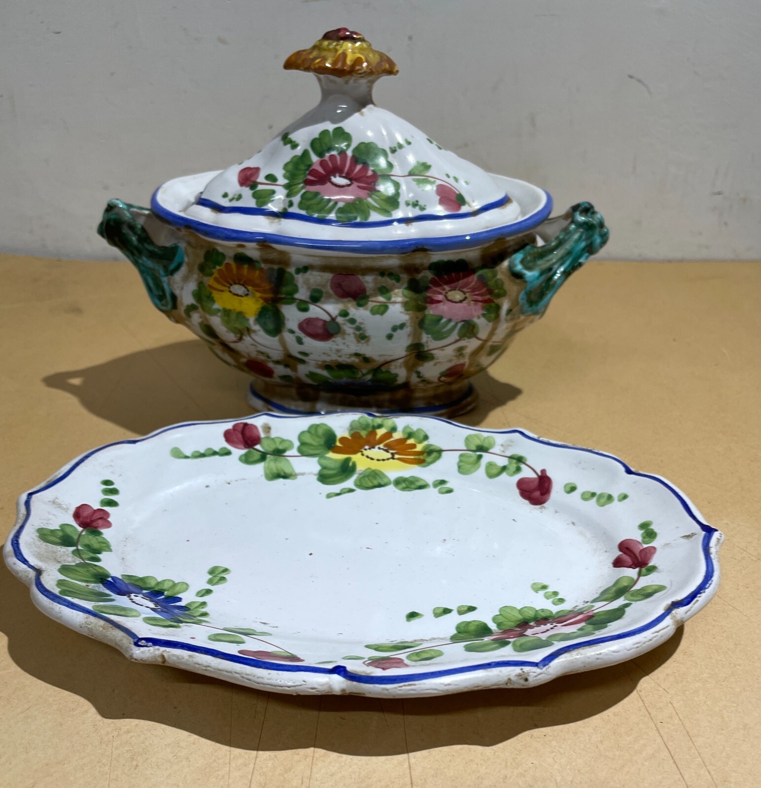 Abruzzo, Ceramiche Decorative E Da Collezione, Ceramista Pardi, Castelli, Decoro Floreale