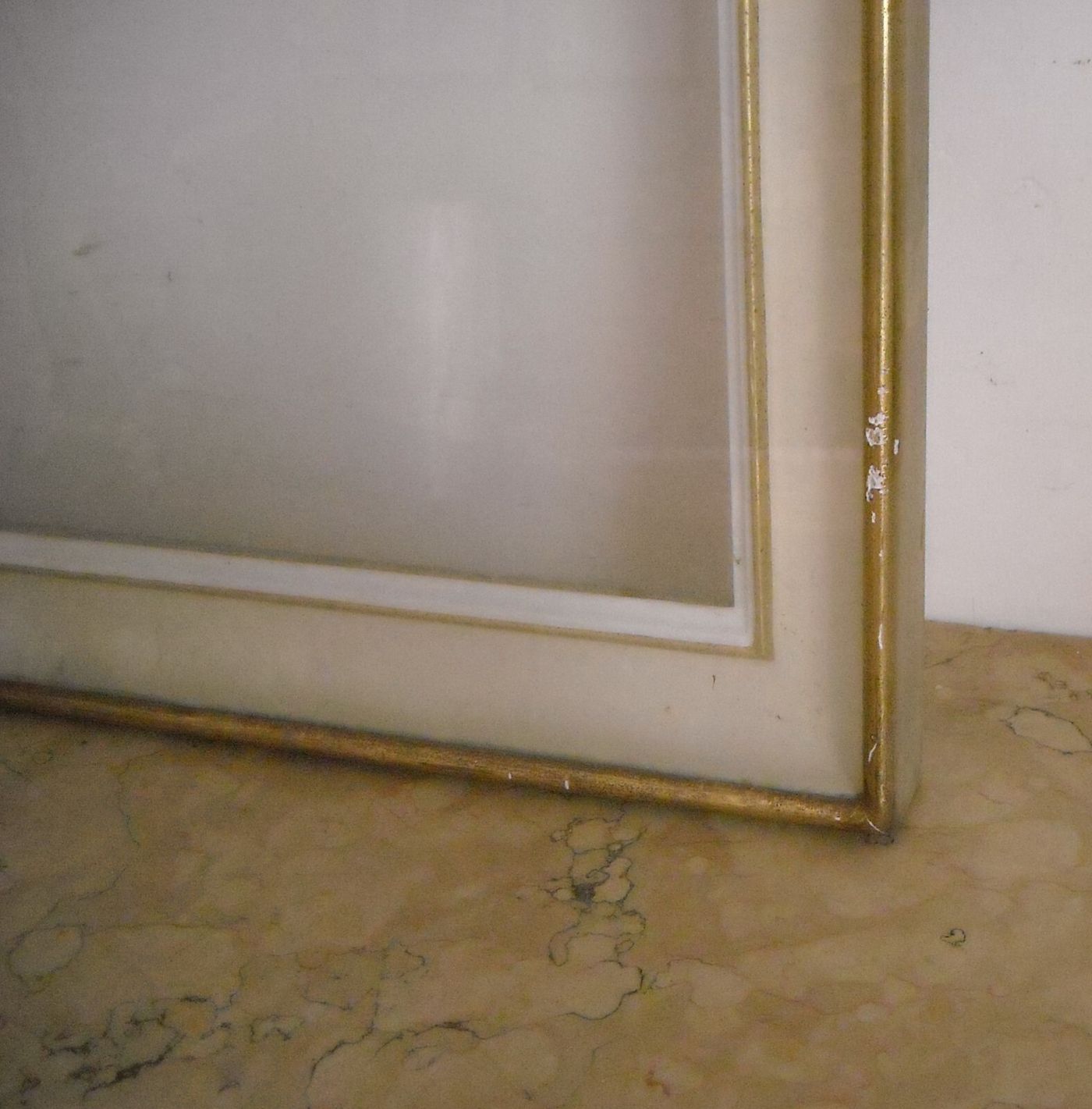 Cornice d'Epoca In Legno Laccato E Dorato