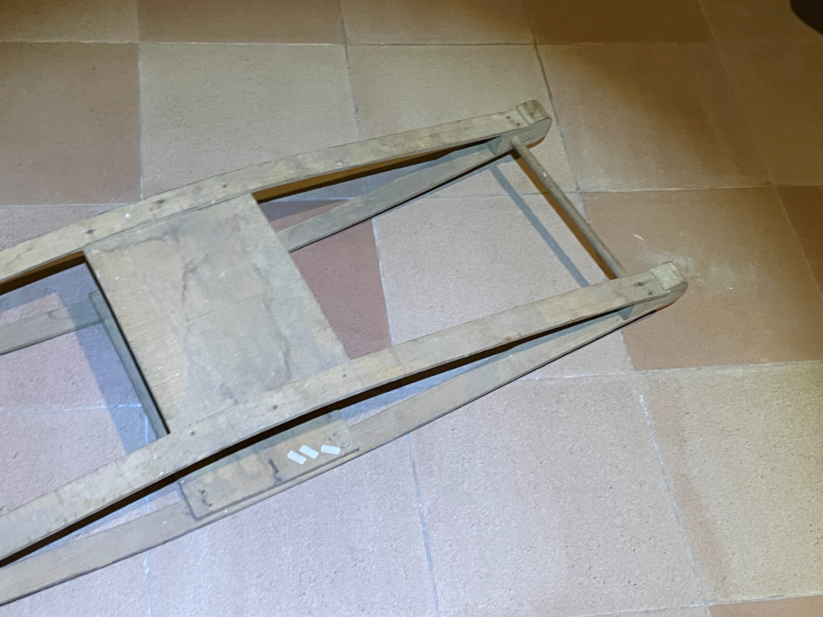 Artigianato Popolare: Antico Scaldaletto "monaco" In Legno Curvato