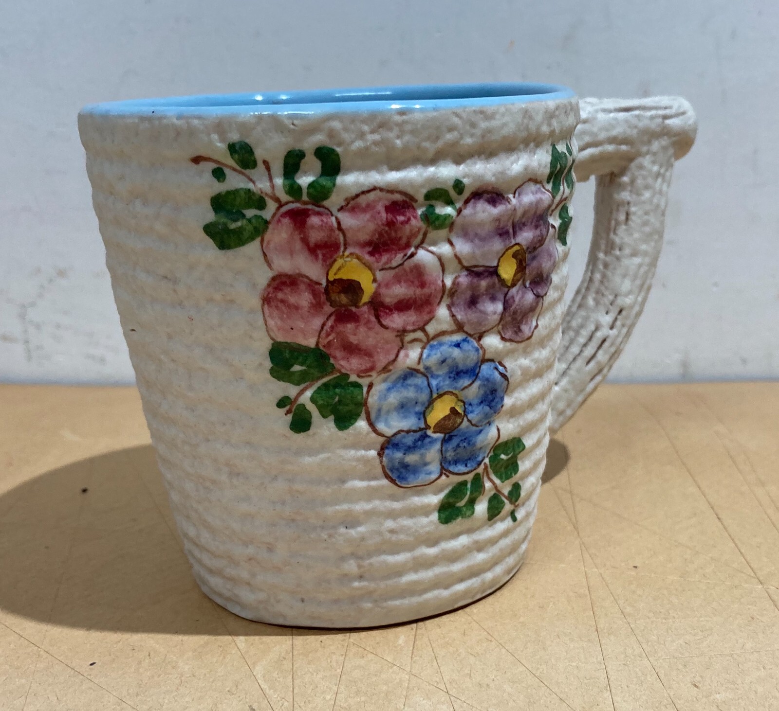 Arte, Design, Decorativo: Bicchiere Con Decoro Floreale In Ceramica Di Albisola