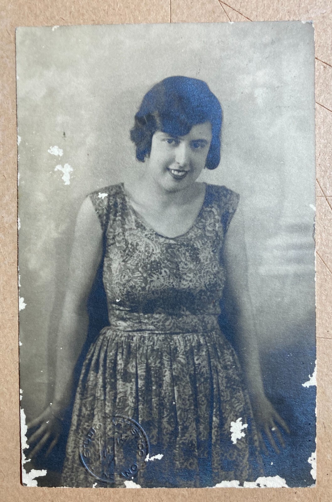 Abruzzo, Ritratto Di Giovane Donna, Fotografia Studio Lupi, Lanciano