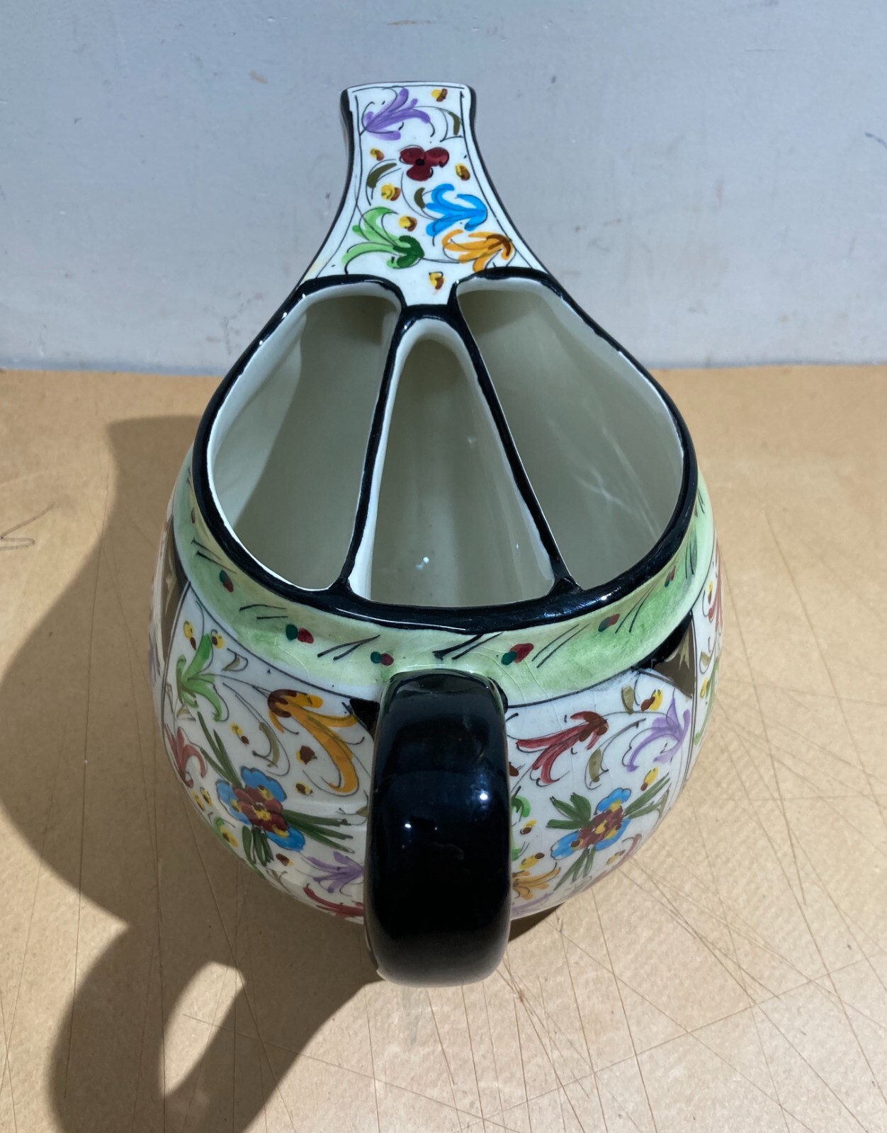 Soprammobile Decorativo In Ceramica Con Decori Floreali E Veduta Di San Marino