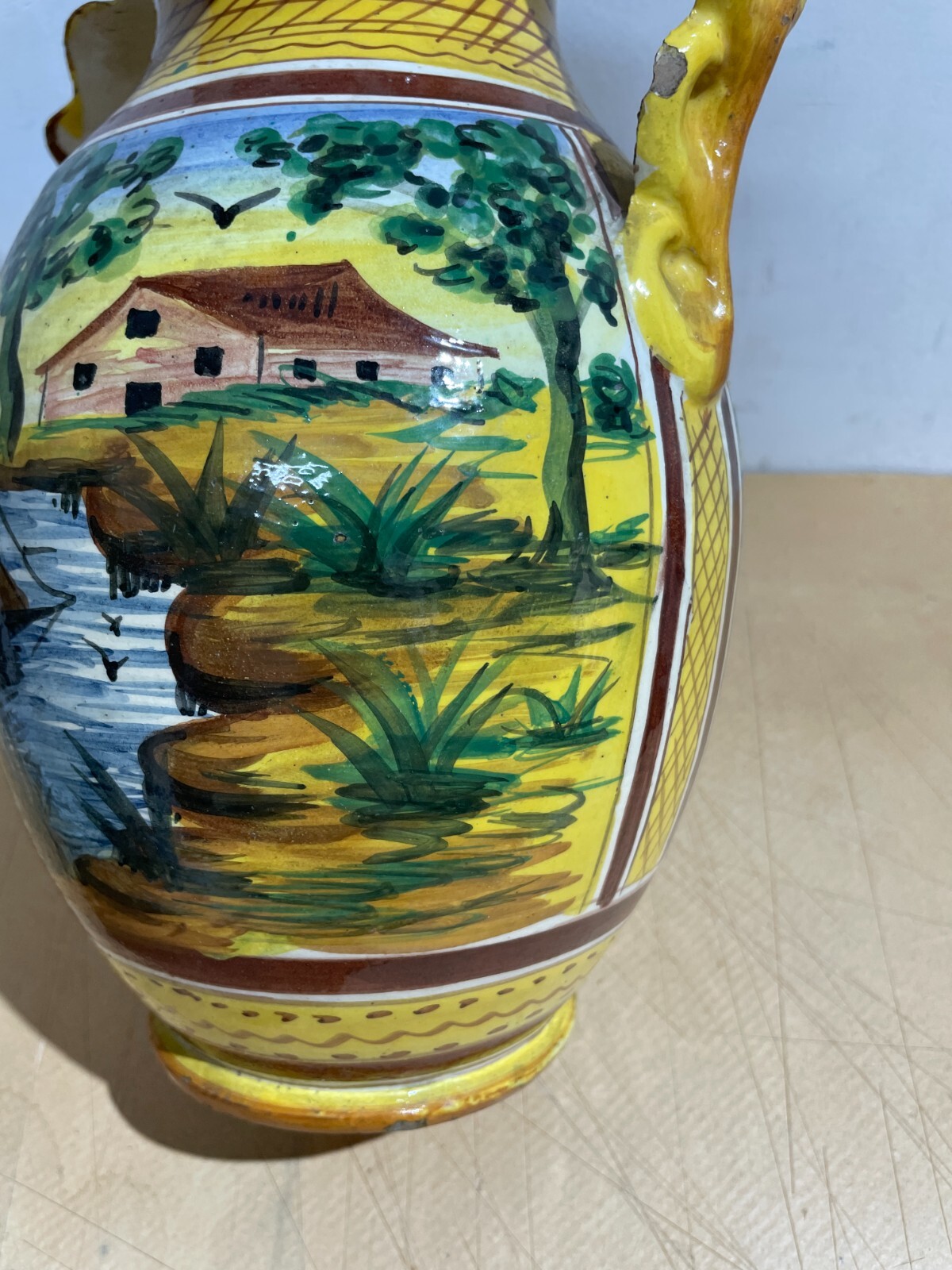 Arte E Artigianato Popolare Decorativo: Vaso In Ceramica Con Paesaggi Artistici