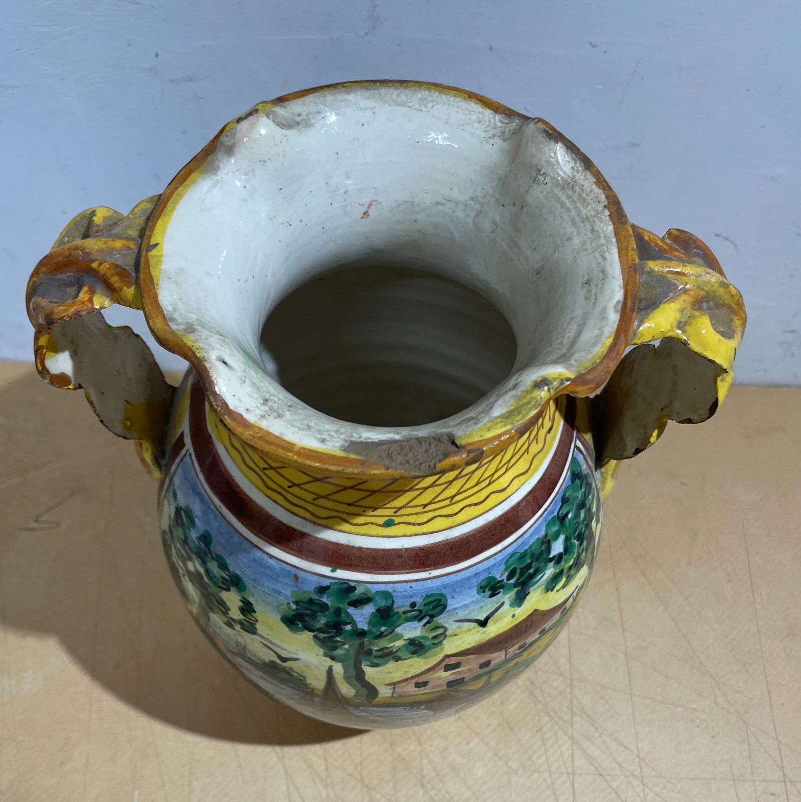 Arte E Artigianato Popolare Decorativo: Vaso In Ceramica Con Paesaggi Artistici