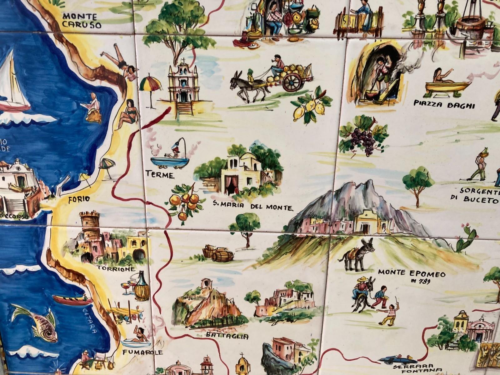 Isola d'Ischia. Grande Pannello Cartografico In Ceramica Dipinta A Mano