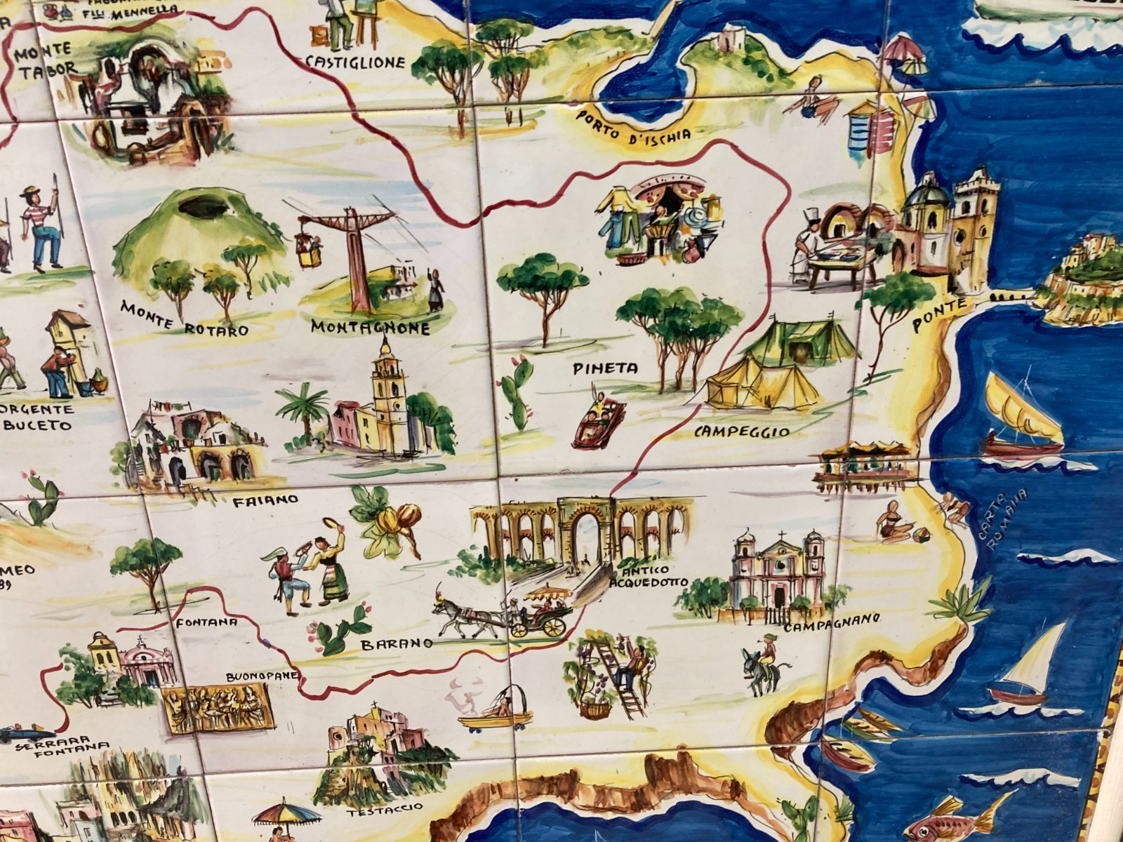 Isola d'Ischia. Grande Pannello Cartografico In Ceramica Dipinta A Mano