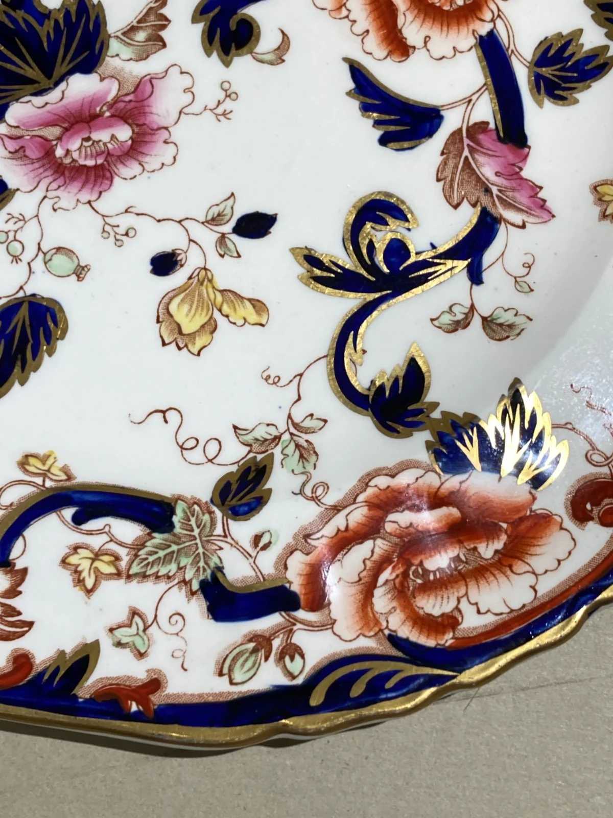 Piatto Decorativo Mason's in Ironstone con Decori Floreali Policromi