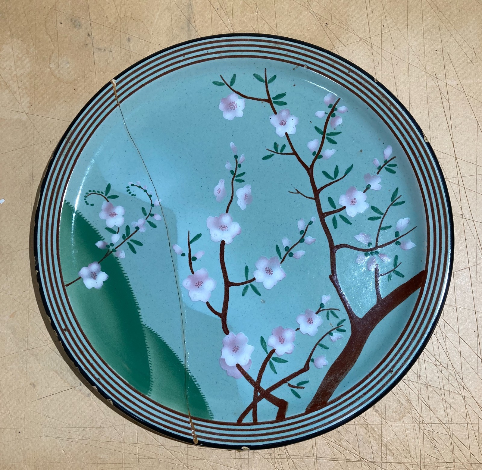 Ceramiche Da Collezione: Abruzzo, Pescara, M.A.D.A., Polci, Piatto Da Restaurare Floreale