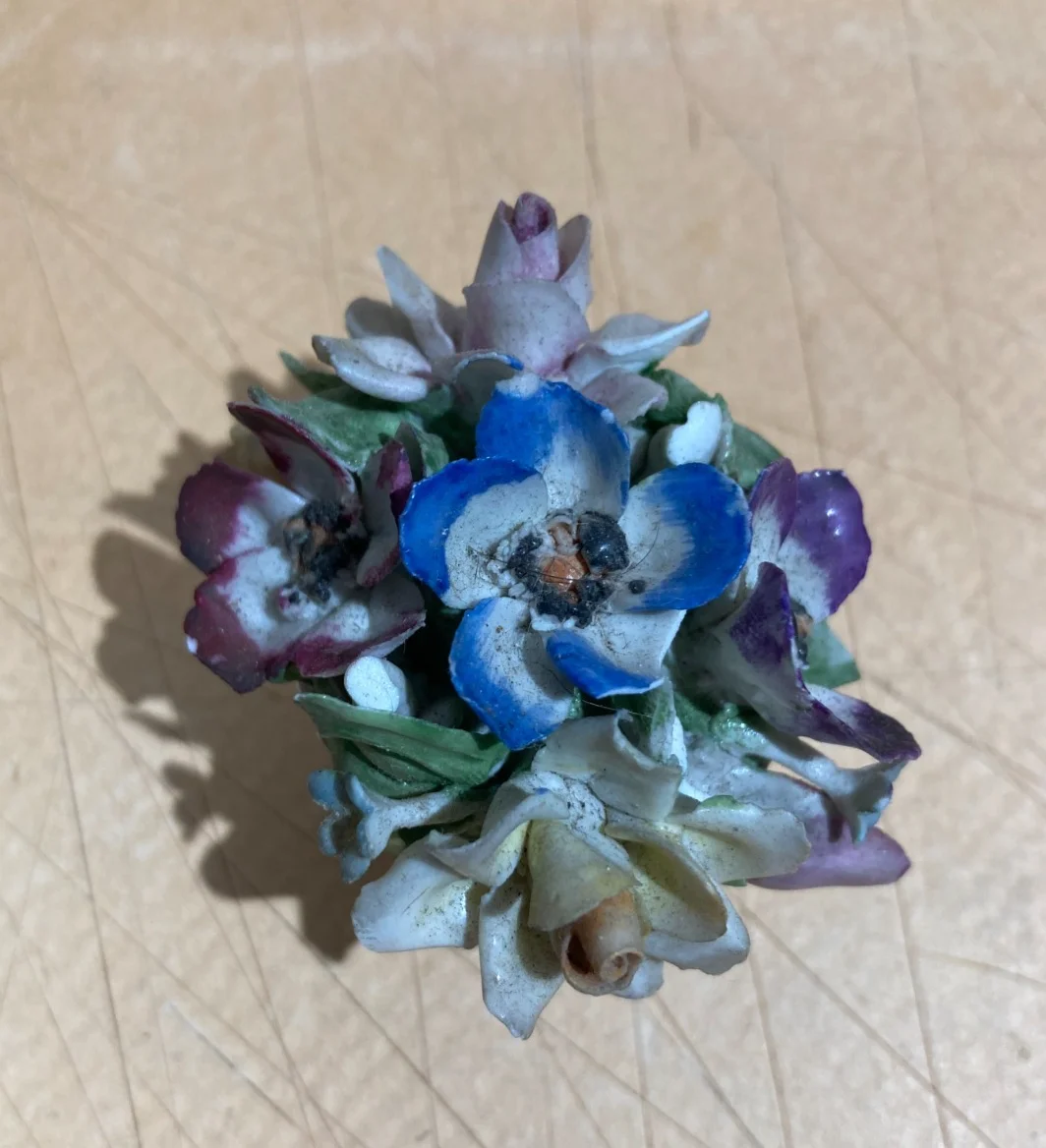 Small Capodimonte Porcelain Sculpture: Basket with Flowers