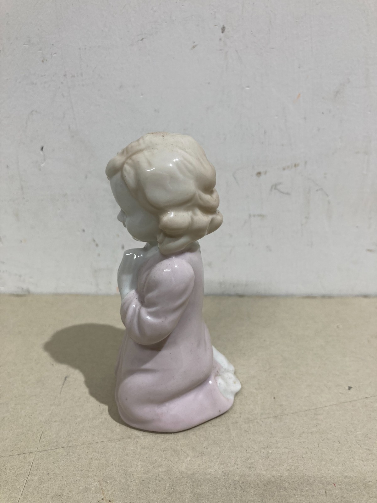 Decorativo Soprammobile, Figurina Da Collezione: Bimba In Preghiera
