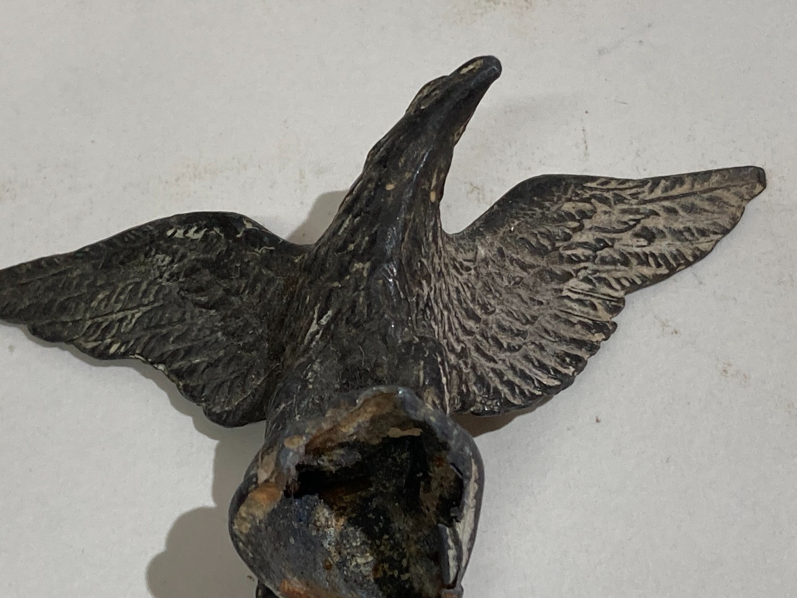 Scultura Antica: Piccola Aquila. Soprammobile Da Collezione Utile Per Restauri