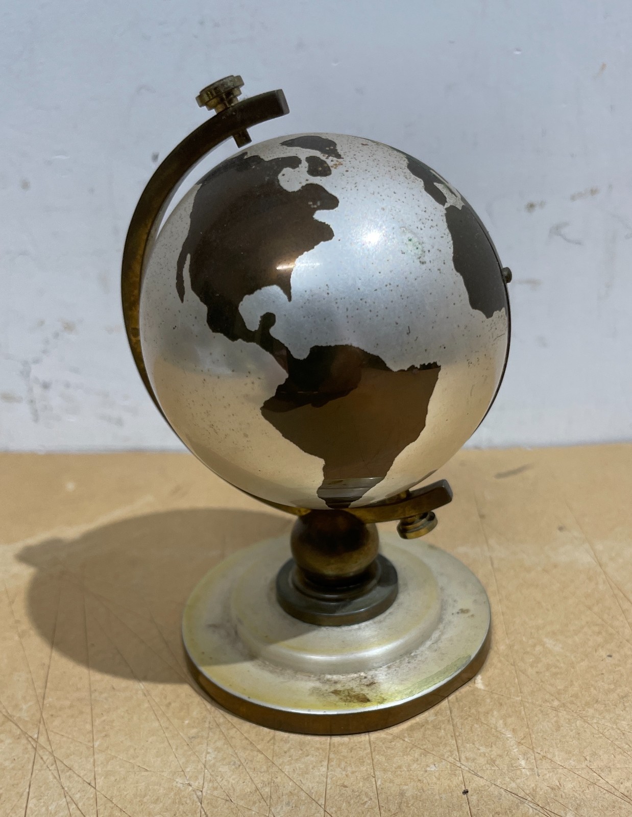 Globo Terrestre Decorativo Con Orologio Meridiana E Portafoto