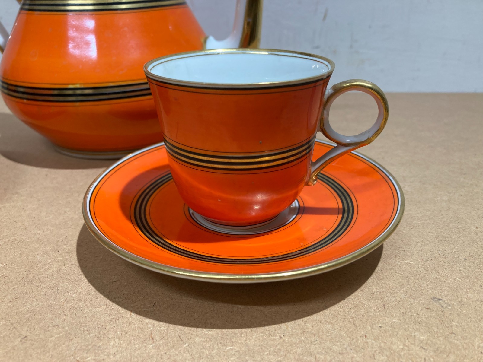 Decorativi Soprammobili: Porcellana Da Collezione   Caffettiera Con Due Tazze