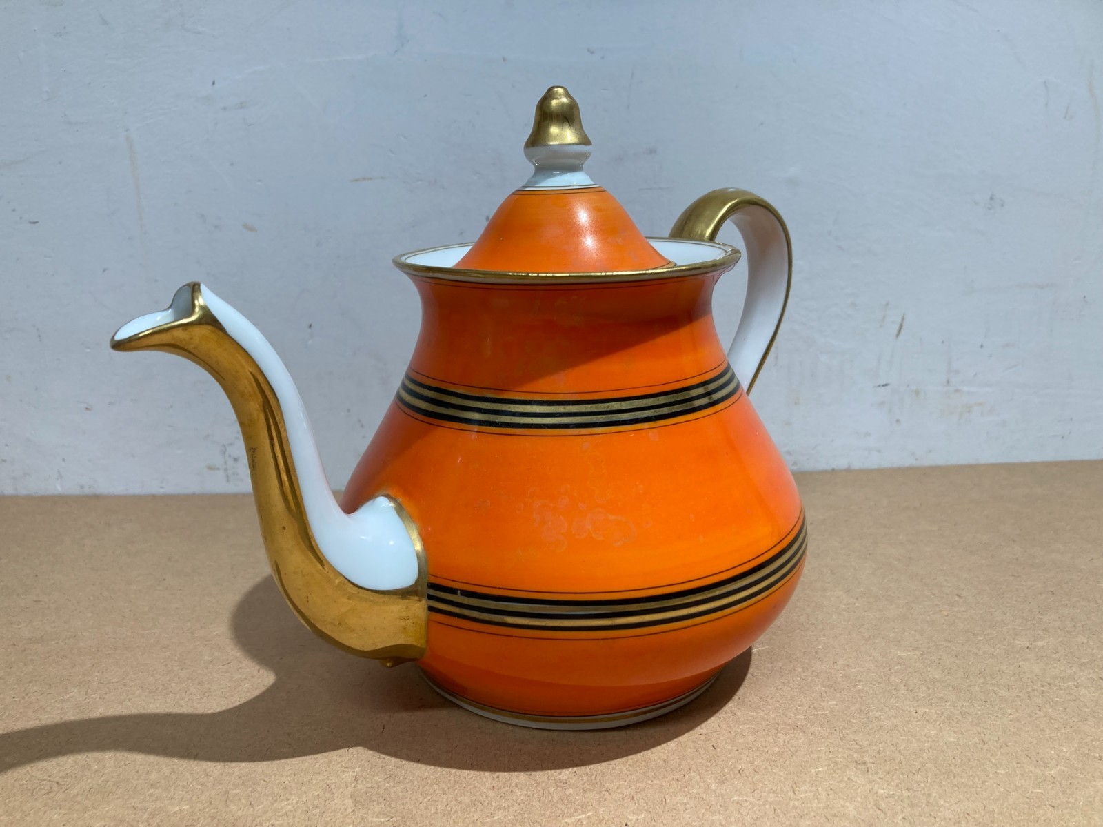 Decorativi Soprammobili: Porcellana Da Collezione   Caffettiera Con Due Tazze