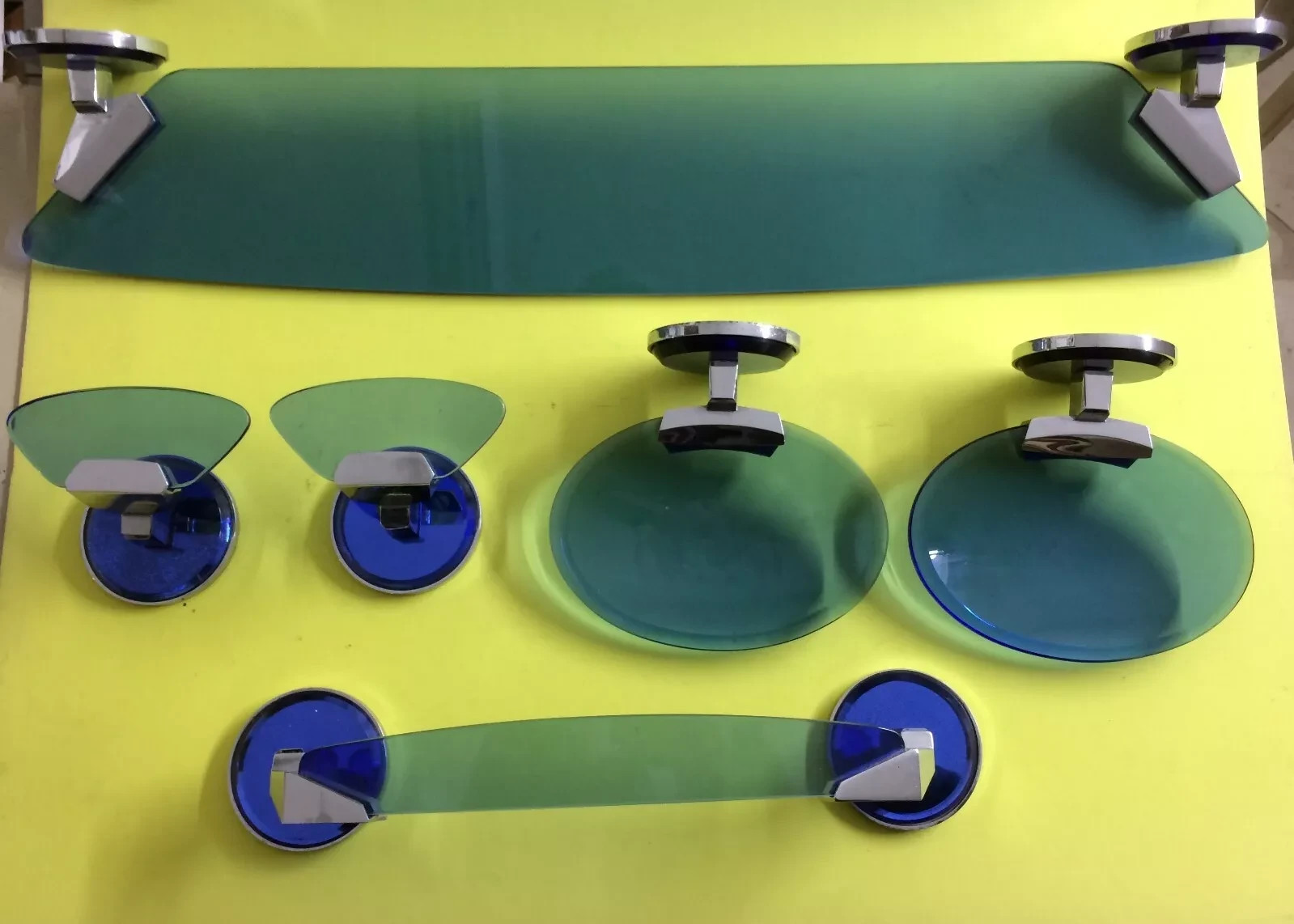 Modernariato: Set Da Bagno In Vetri Decorativi Veca (stile Fontana Arte)