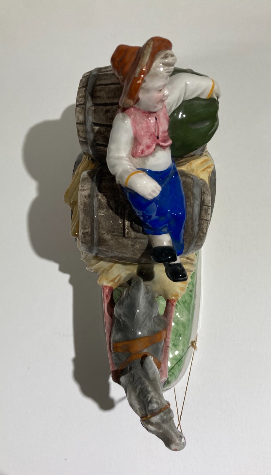Gruppo Scultoreo In Ceramica Policroma: Carretto Con Botti Di Vino, Marcato