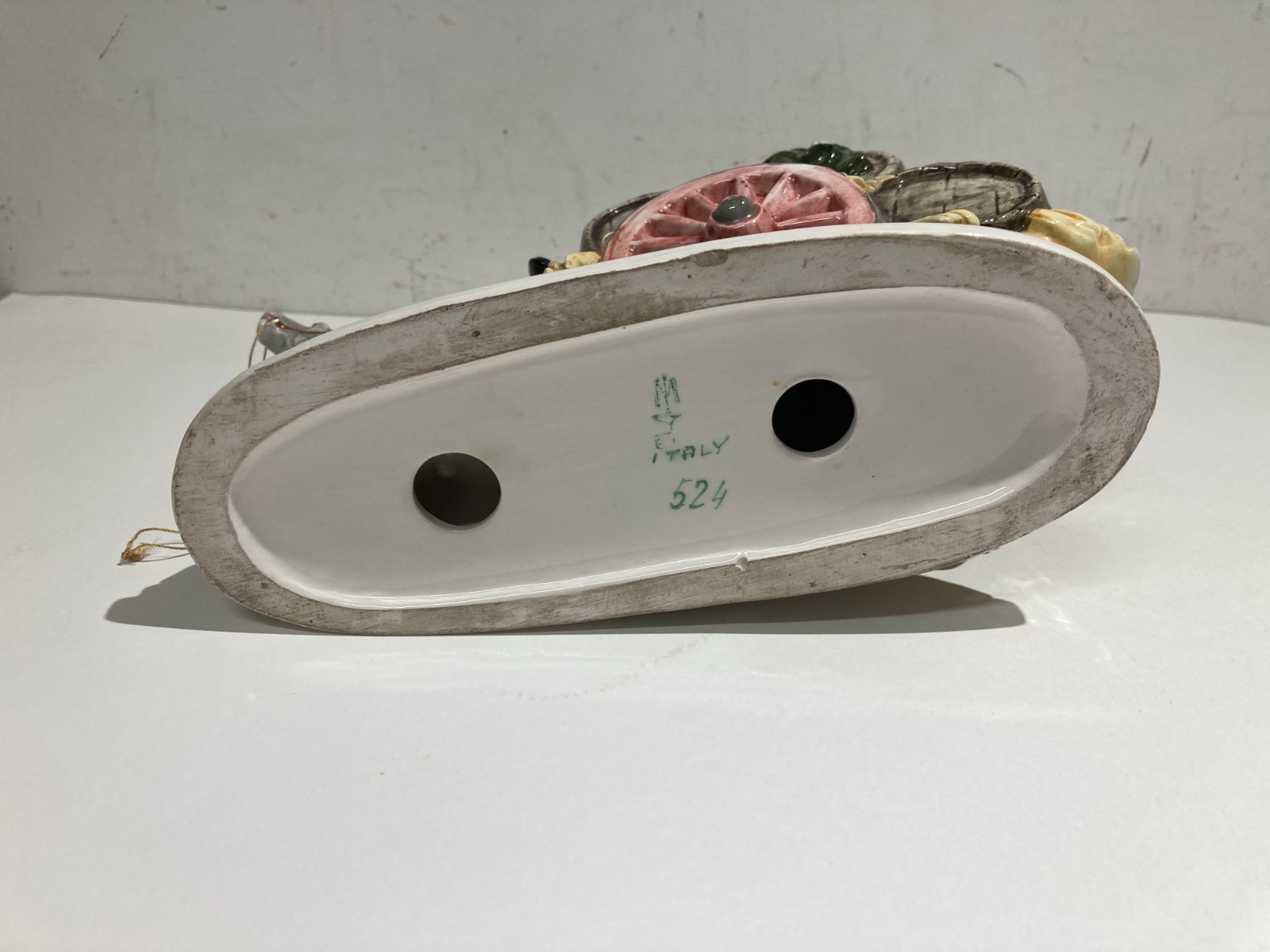 Gruppo Scultoreo In Ceramica Policroma: Carretto Con Botti Di Vino, Marcato