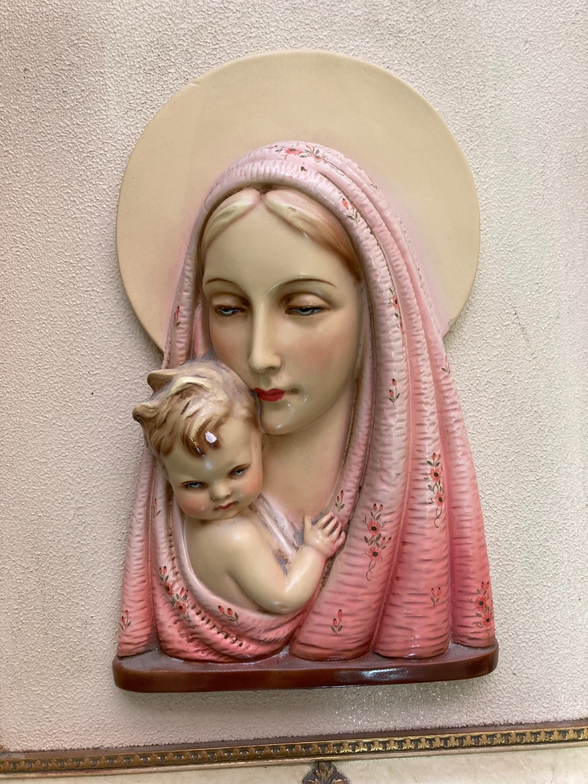 Pannello Policromo Devozionale: Madonna Con Bambino (scultura)