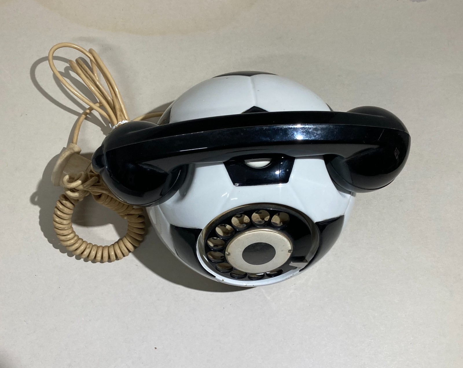 Collezionismo Sportivo, Calcio, Juventus: Telefono A Forma Di Pallone Decorativo
