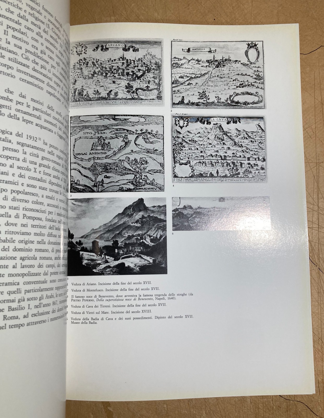 Arte Popolare Meridionale: Folklore, Ceramica E Maiolica (Ariano, Montefusco, Vietri)