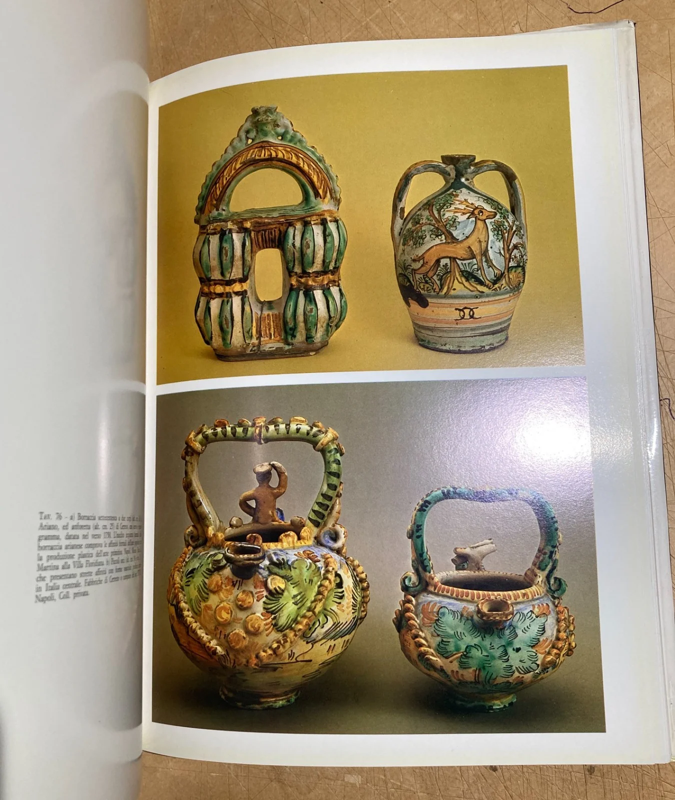 Arte Popolare Meridionale: Folklore, Ceramica e Maiolica (ariano, Montefusco, Vietri)