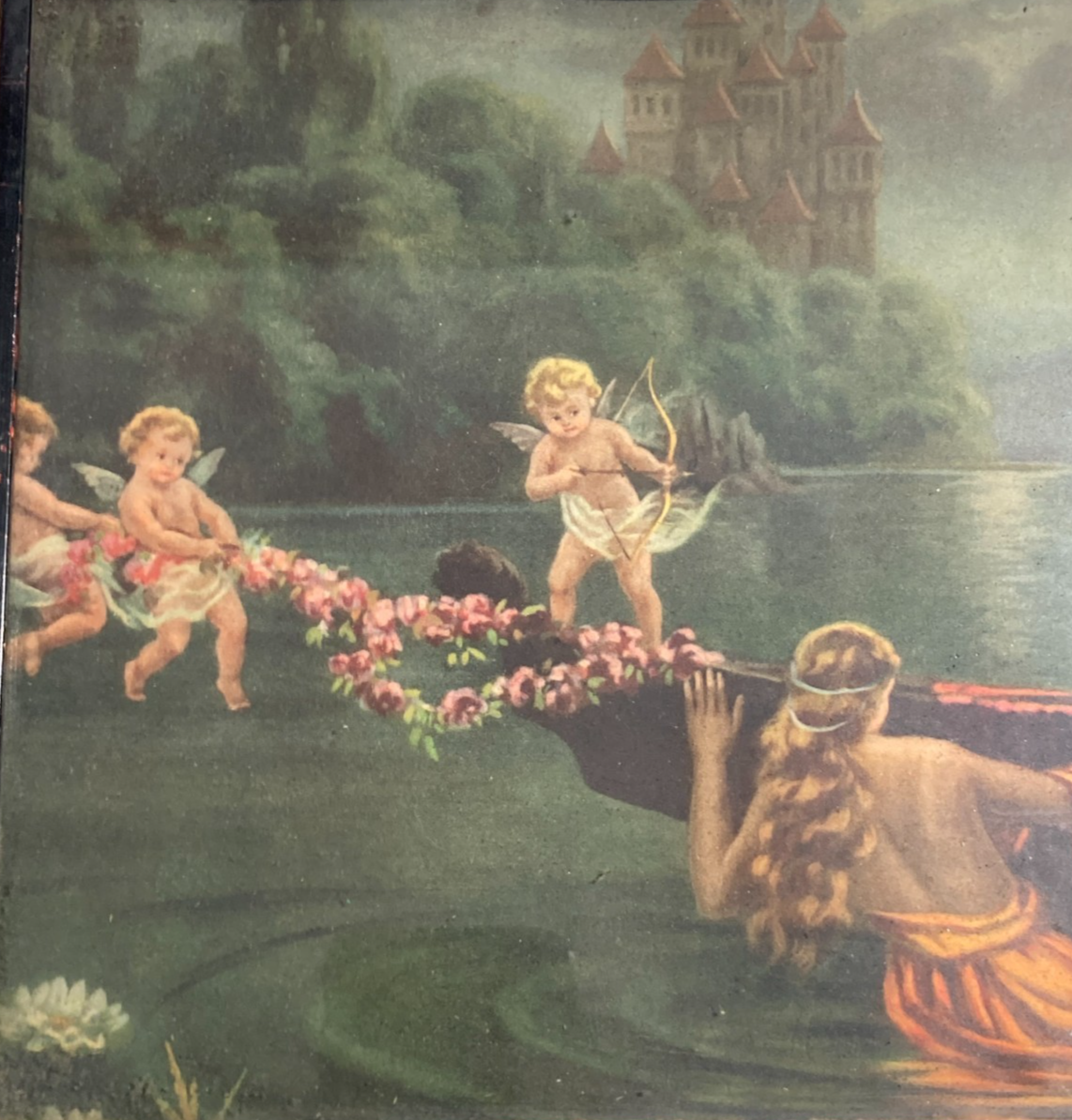 Scena Mitologica Con Ninfe E Puttini   Lago Con Castello   Stampa Oleografica