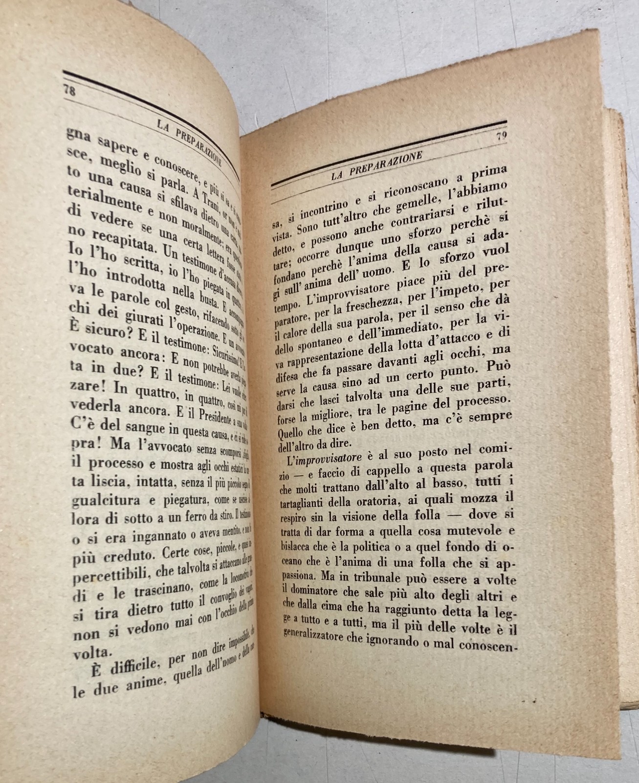 Genunzio Bentini, Le Macchie Sulla Toga: Psicologia Dell'Avvocato. Napoli, 1927