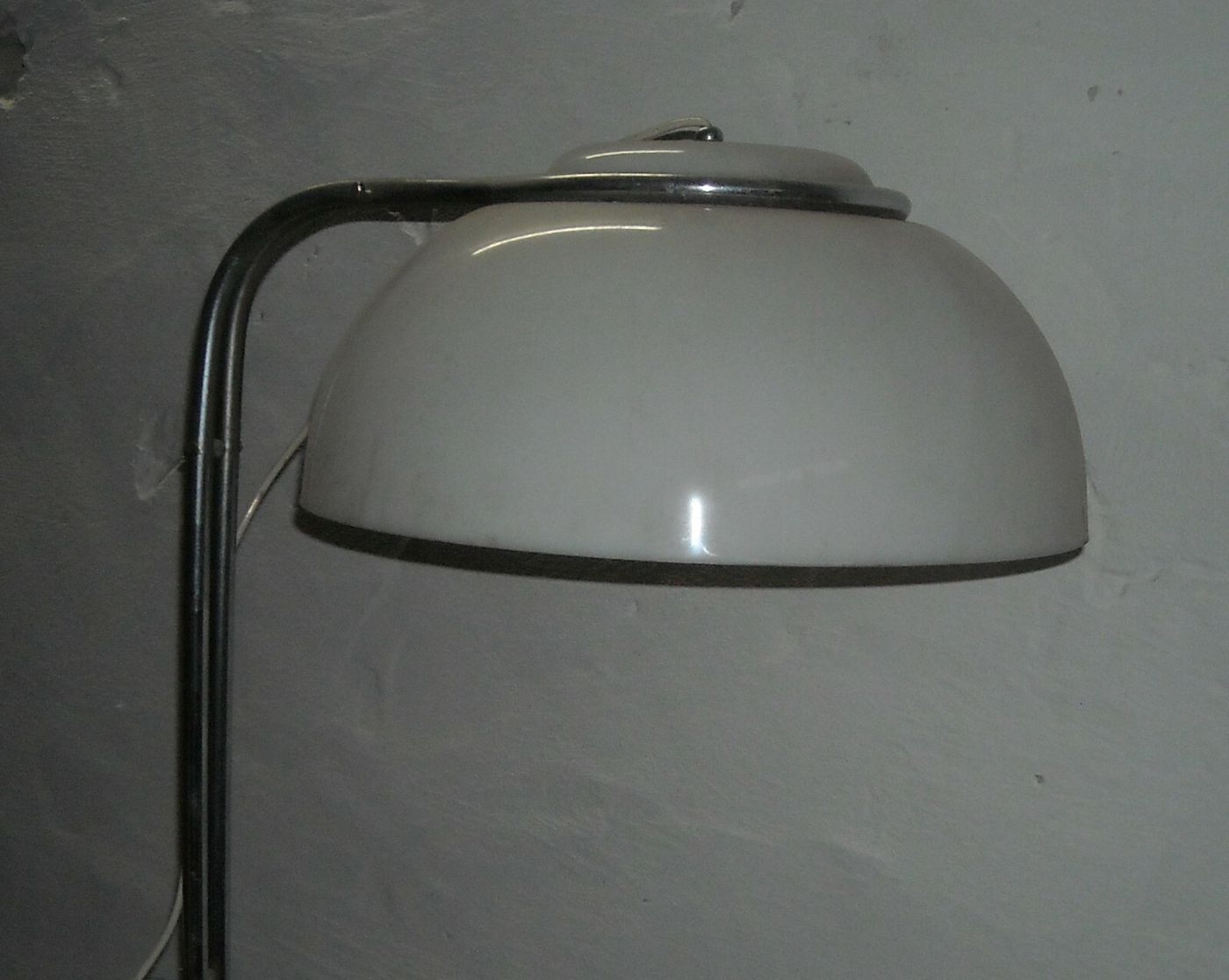 Modernariato Design: Lampada Piantana Stilizzata Anni '70
