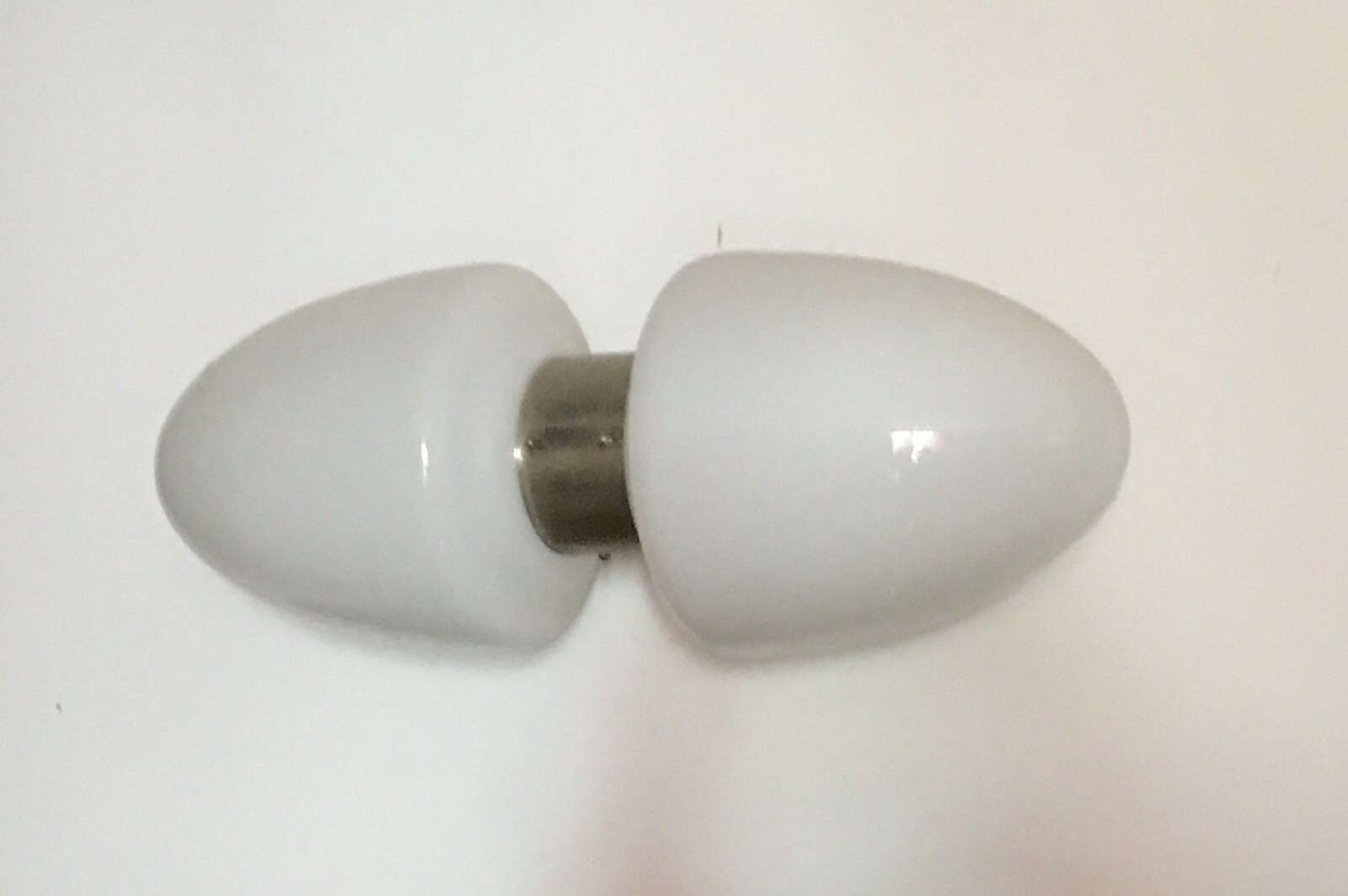 Lampada Da Parete Di Design In Vetro Lattimo E Metallo Cromato, Anni '70