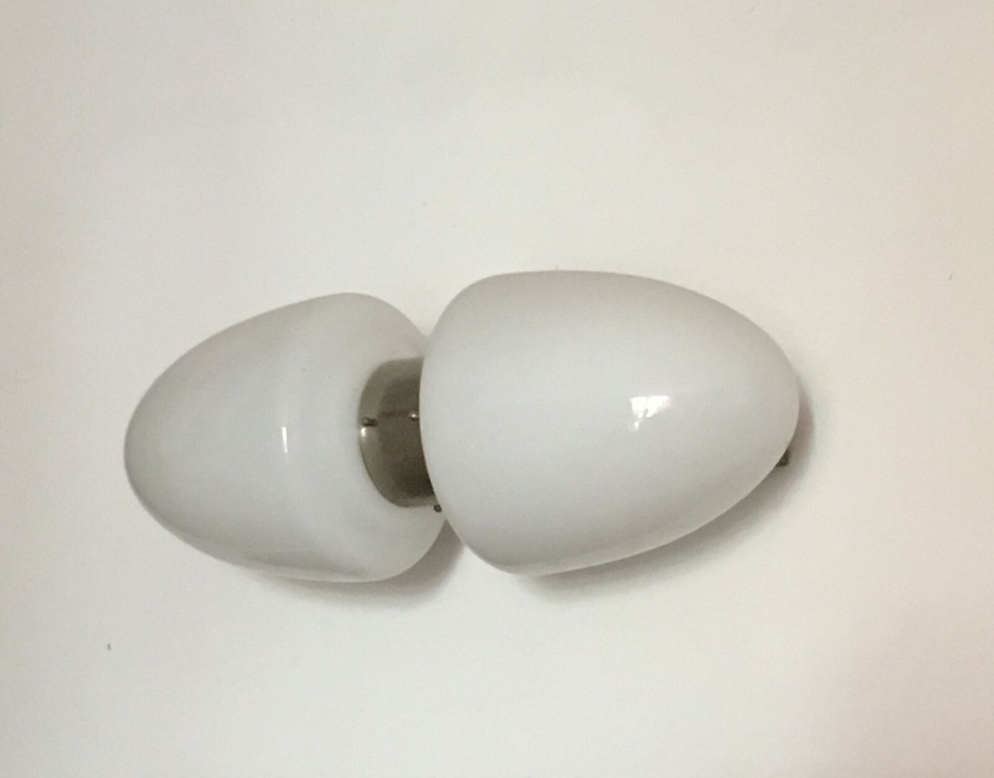 Lampada Da Parete Di Design In Vetro Lattimo E Metallo Cromato, Anni '70