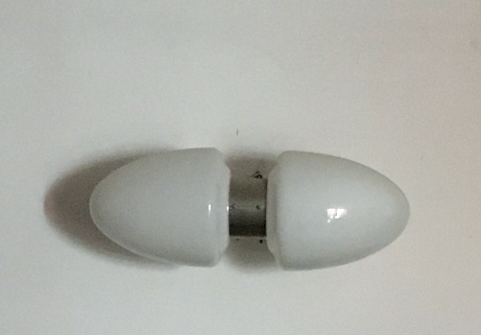 Lampada Da Parete Di Design In Vetro Lattimo E Metallo Cromato, Anni '70