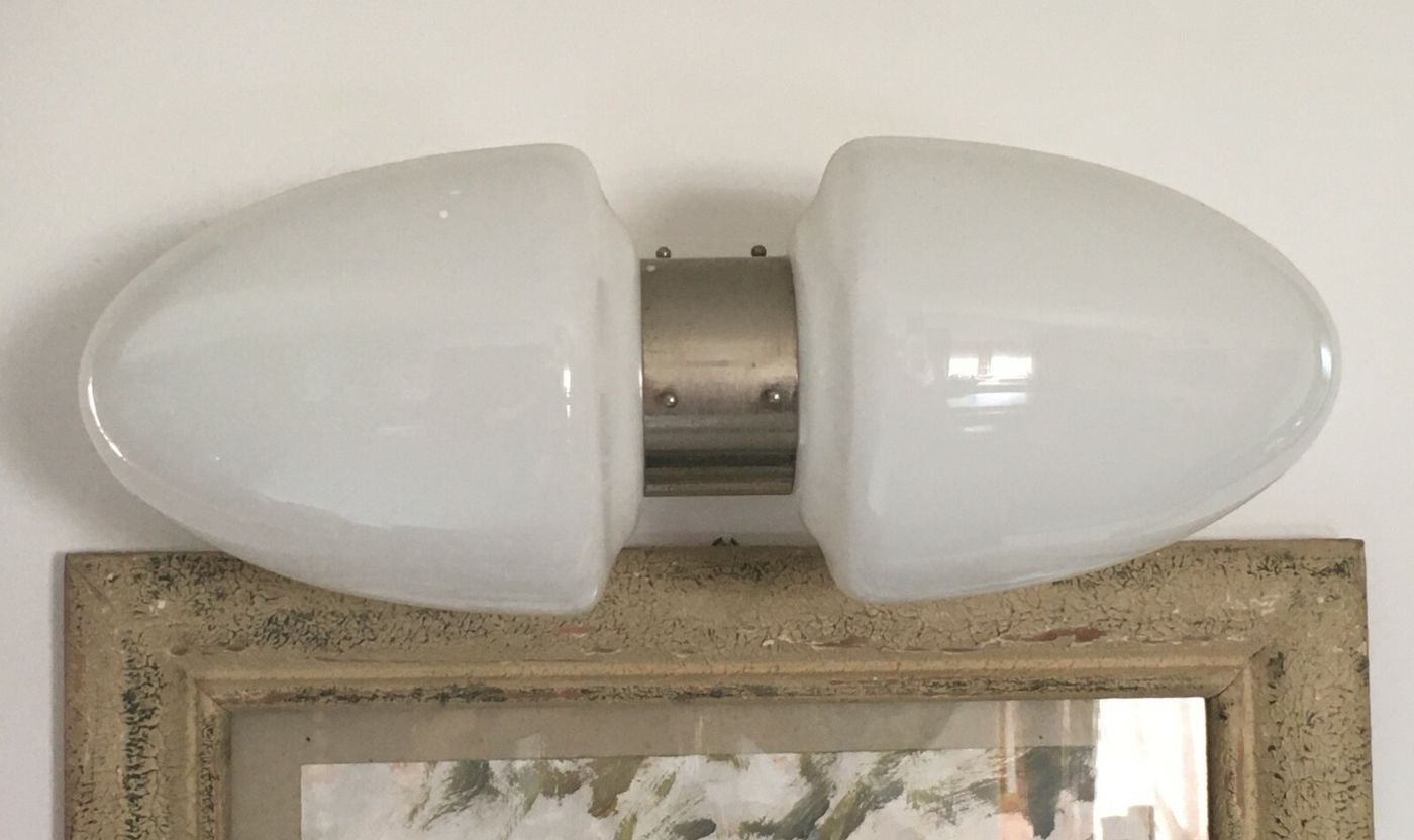 Lampada Da Parete Di Design In Vetro Lattimo E Metallo Cromato, Anni '70