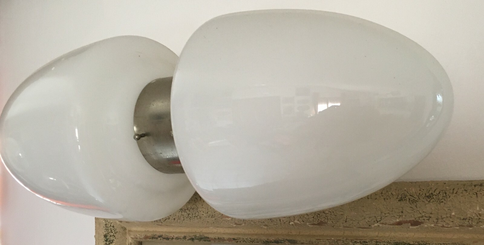 Lampada Da Parete Di Design In Vetro Lattimo E Metallo Cromato, Anni '70