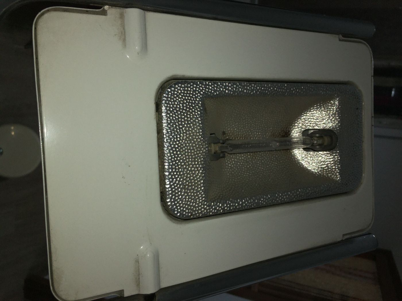 Lampada Da Pavimento A Piantana IGuzzini