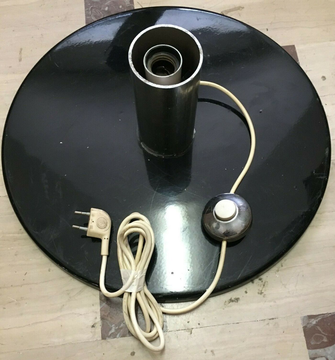 Design Modernariato, Illuminazione: Lampada Piantana Appendiabiti Marcata Luci