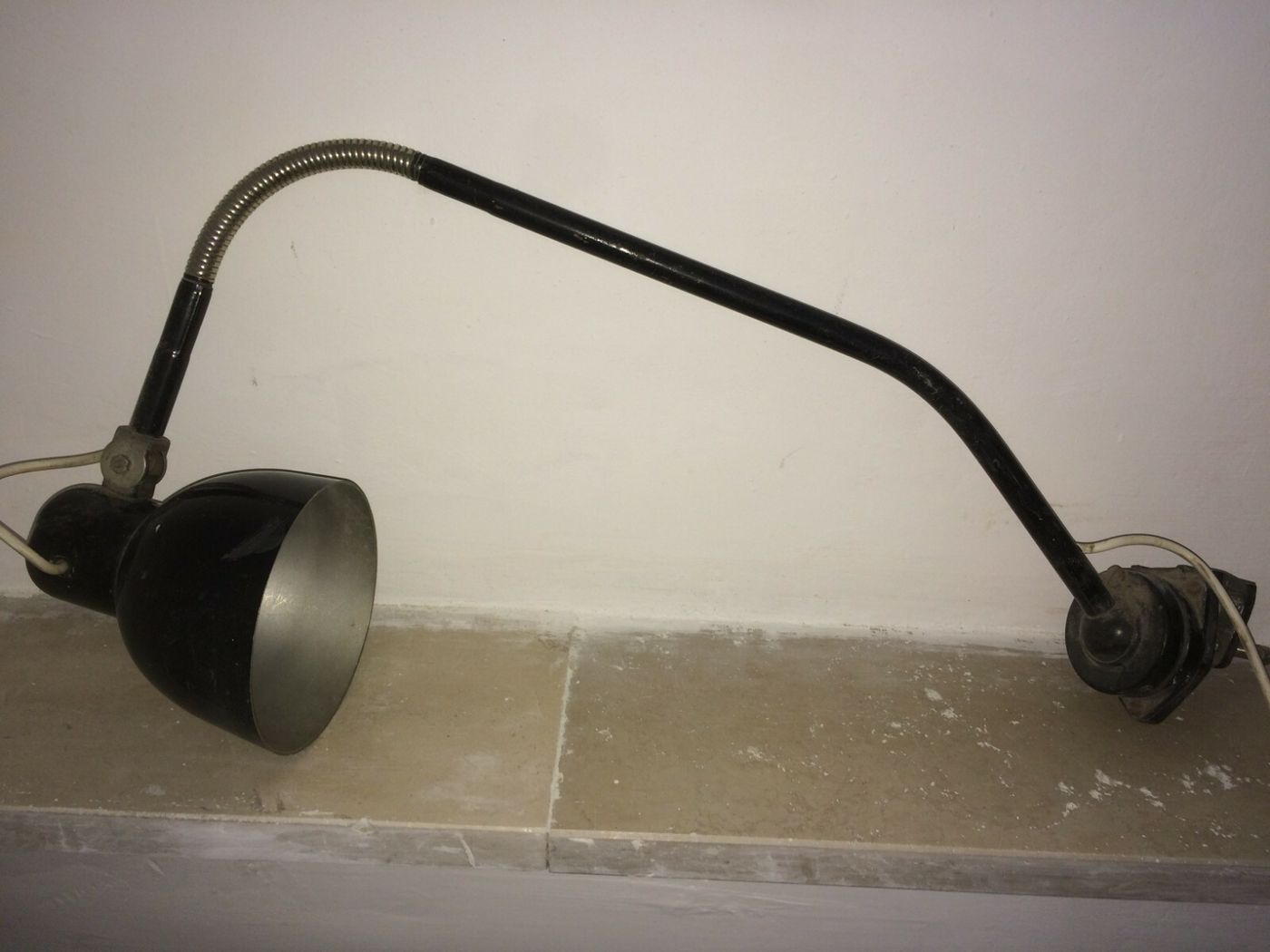 Lampada Da Tavolo Stilizzata Di Modernariato A Morsetto