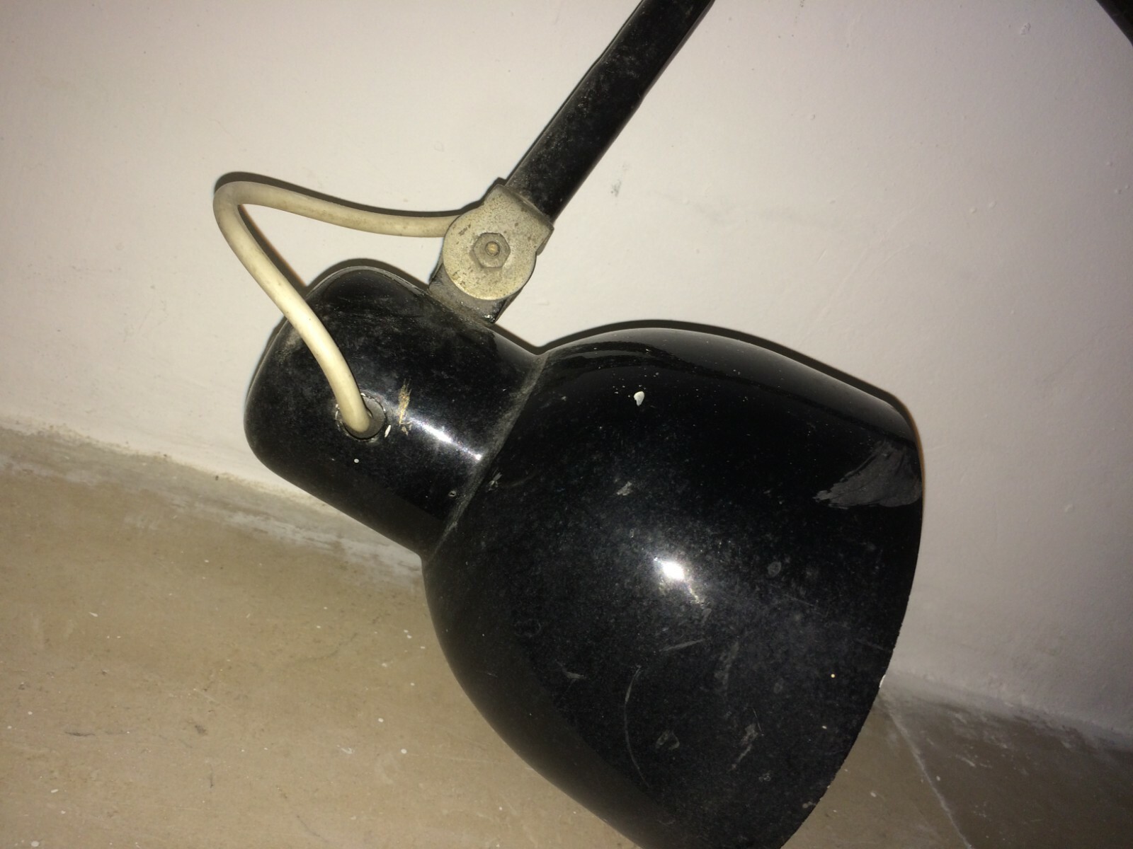 Lampada Da Tavolo Stilizzata Di Modernariato A Morsetto
