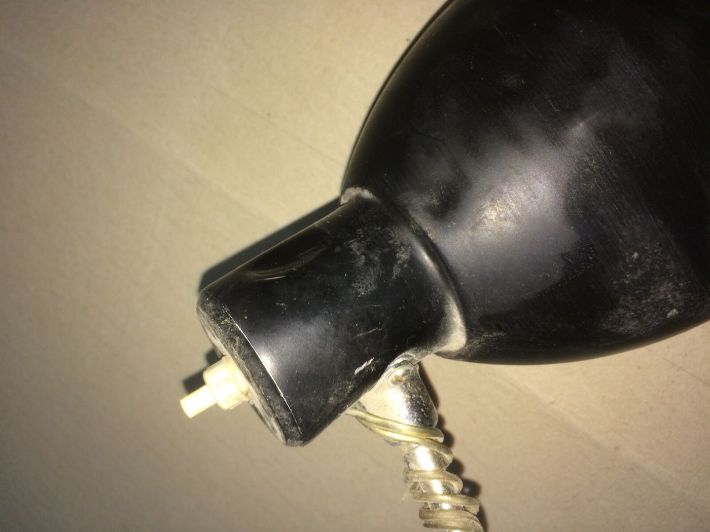 Lampada Applique A Pantografo In Metallo Cromato E Nero