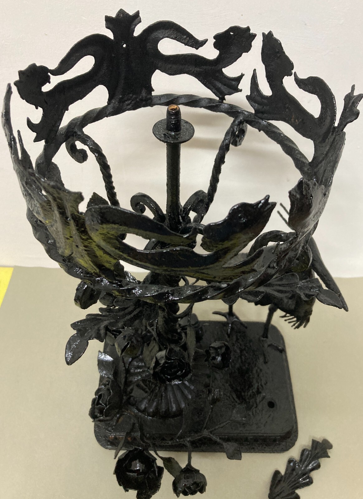 Artistico Soprammobile, Base Per Lampada In Ferro Battuto