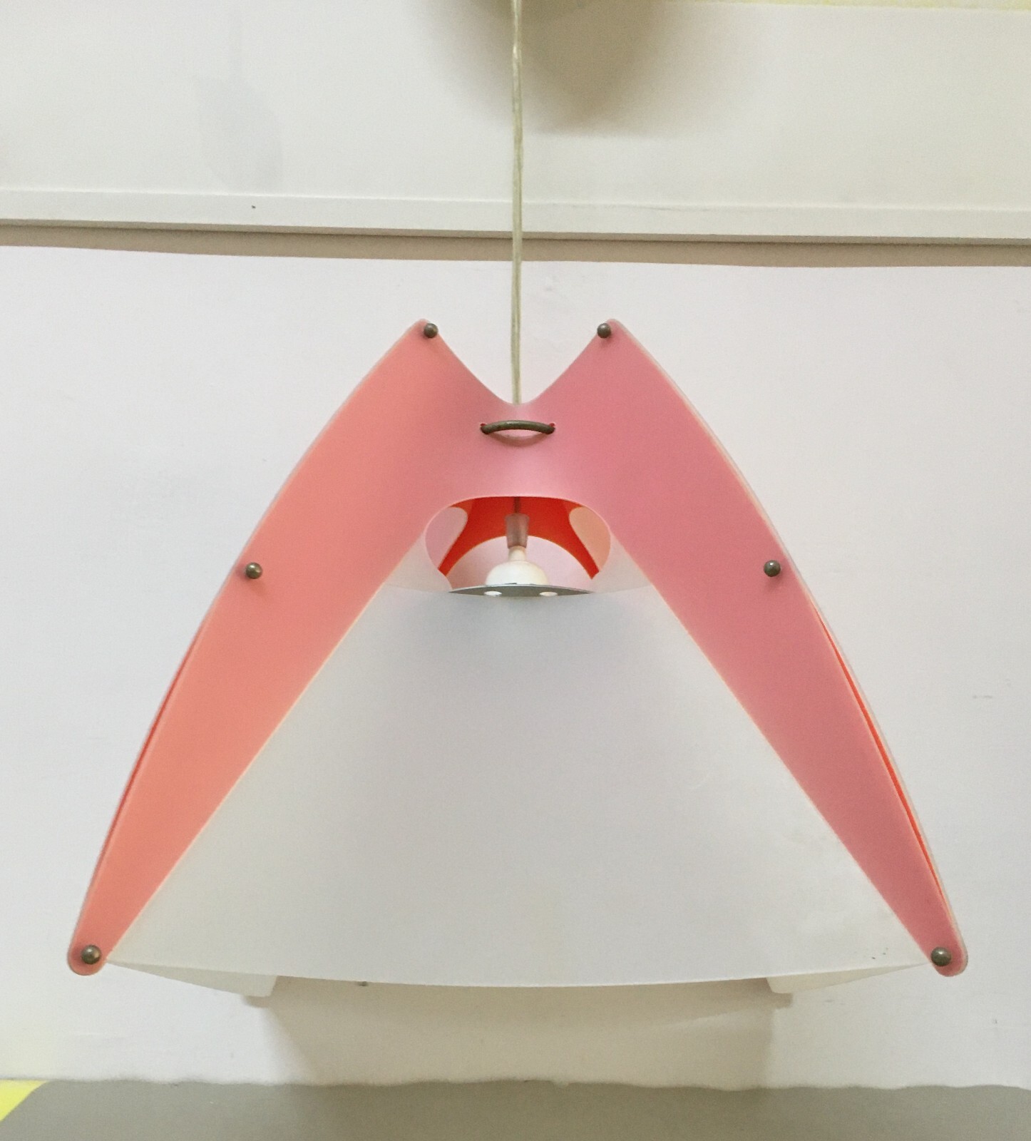 Lampada Dingos, Design Samuel Parker   Modernariato In Plastica