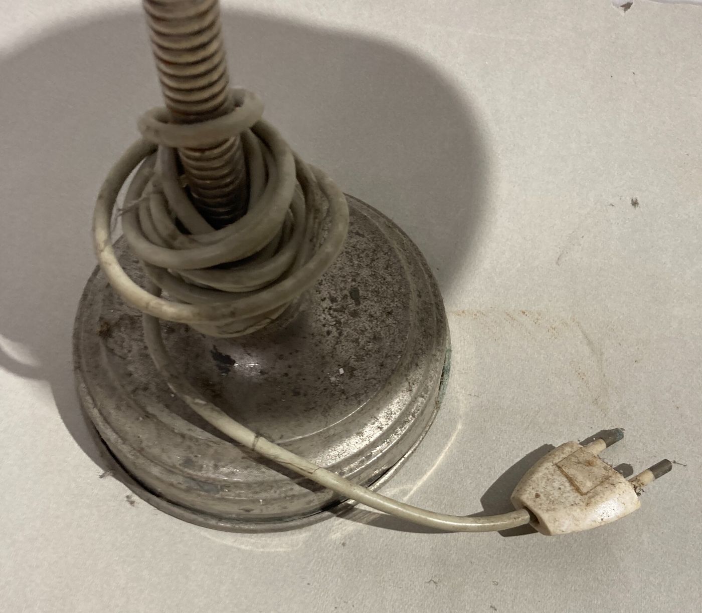 Lampada Da Tavolo Decorativa In Metallo Cromato E Laccato Verde, Anni '30